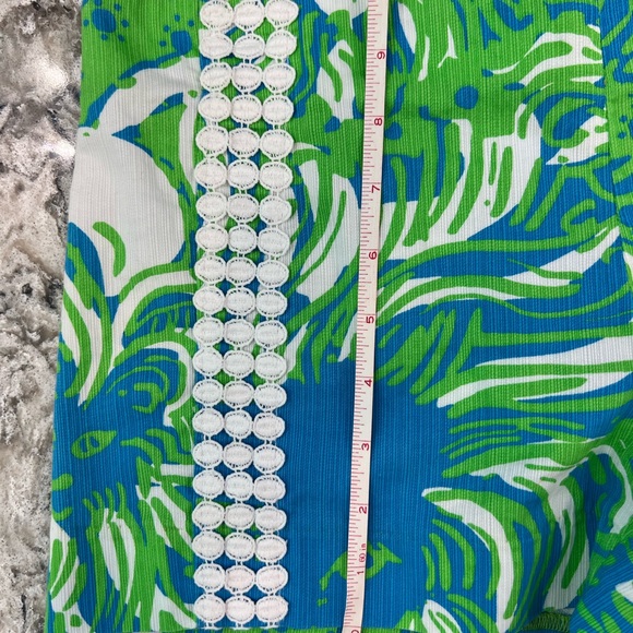 Lilly Pulitzer Green and Blue Shorts - Picture 5 of 5